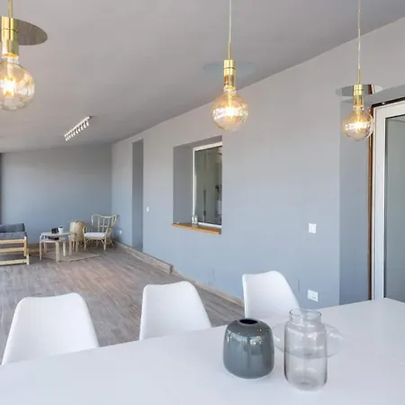 Panaromic View Penthouse In The Heart Of Holiday home *